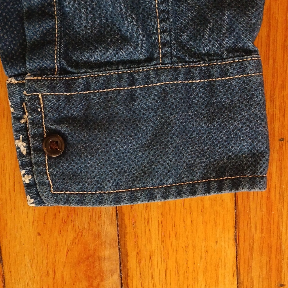 Blue Lightweight Denim Shirt S EUC - Picture 4 of 6